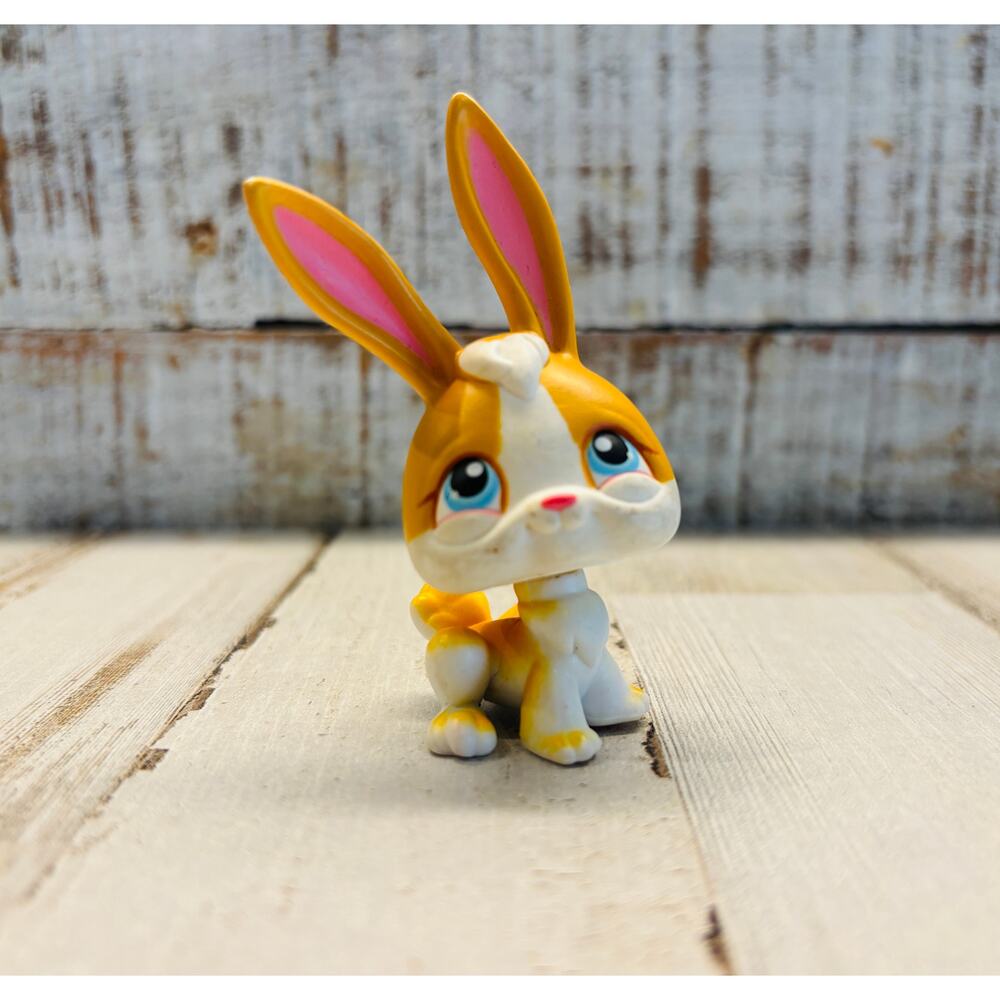 Vintage Littlest Pet Shop # 75 Bunny Rabbit Orange White pink Magnet LPS